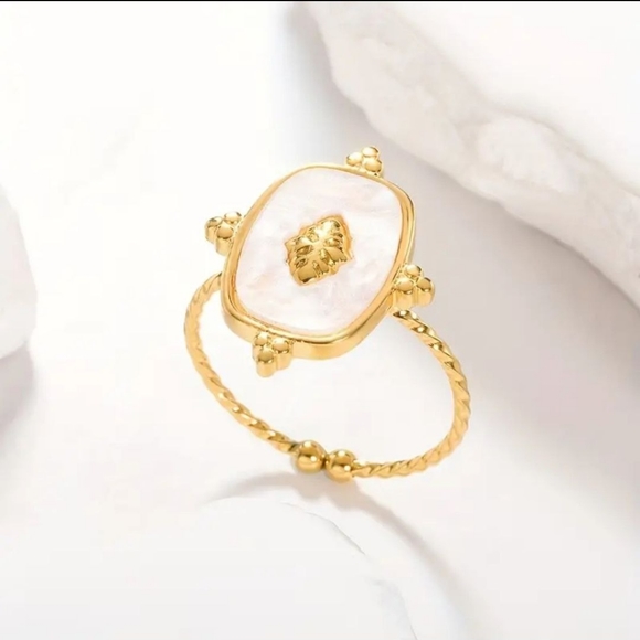 WOMEN'S RING 18K GOLD PLATED STAINLESS STEEL - Picture 1 of 6